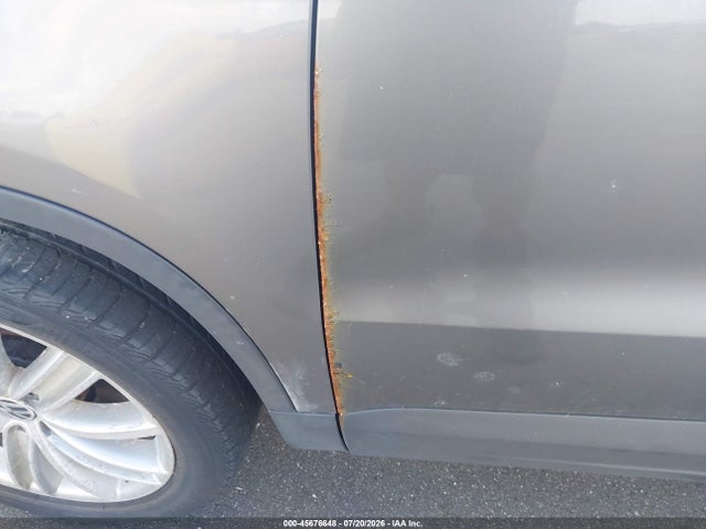 45676648 :رقم المزاد ، WVGBV7AX4AW509064 vin ، 2010 Volkswagen Tiguan Se مزاد بيع
