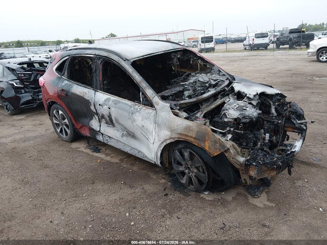 45676654 :رقم المزاد ، 1FMCU9JA4PUB34666 vin ، 2023 Ford Escape Platinum مزاد بيع