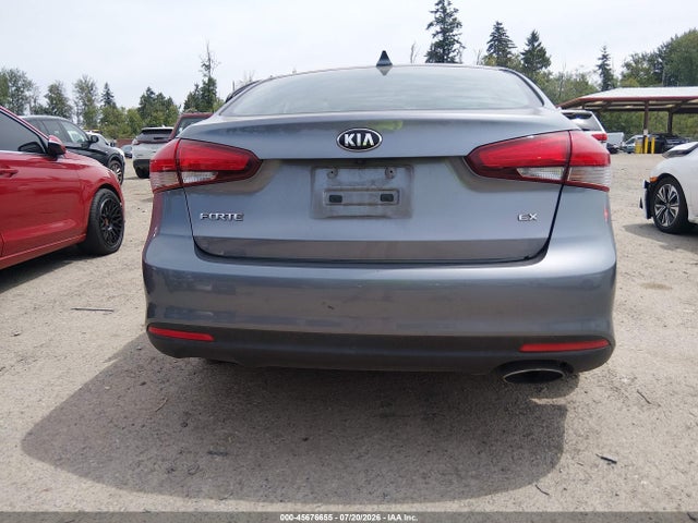 KIA FORTE EX 2018 3KPFL4A89JE165793 Image 16