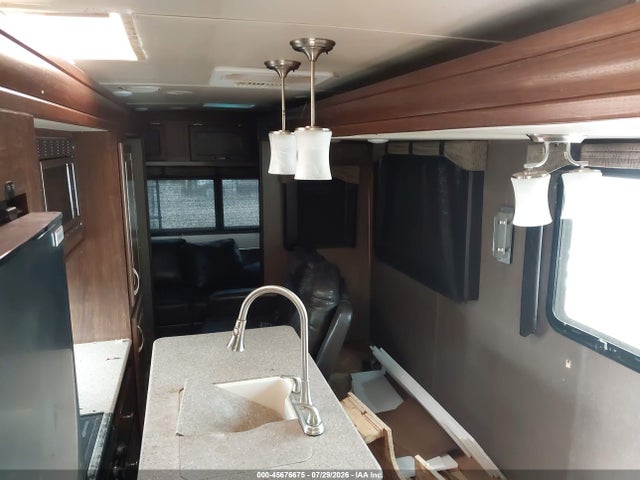 Продажа на аукционе авто 2018 Palomino 316rlts, vin: 4X4TPAH26JN022040, номер лота: 45676675