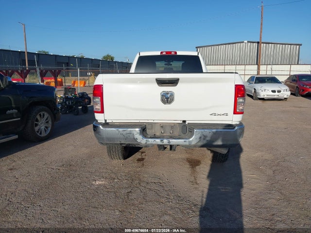 45676684 :رقم المزاد ، 3C6UR5HL8RG142051 vin ، 2024 Ram 2500 Tradesman  4x4 8' Box مزاد بيع