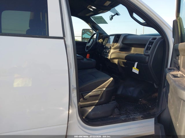 45676684 :رقم المزاد ، 3C6UR5HL8RG142051 vin ، 2024 Ram 2500 Tradesman  4x4 8' Box مزاد بيع