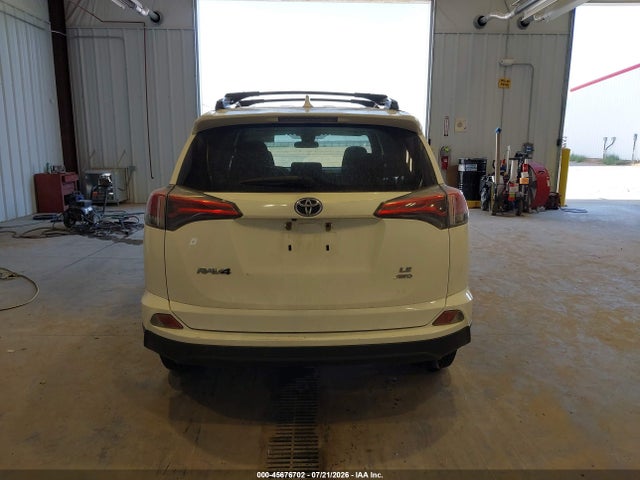 Toyota RAV4 LE 2017 JTMBFREV5HJ703339 Image 17