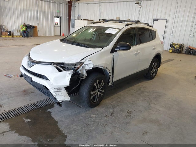 Toyota RAV4 LE 2017 JTMBFREV5HJ703339 Image 2