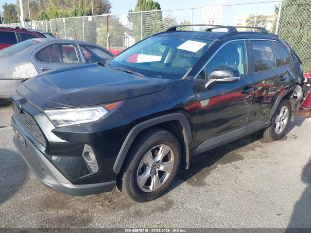 Toyota Rav4 Xle 2021 2T3W1RFVXMC147105 Image 2