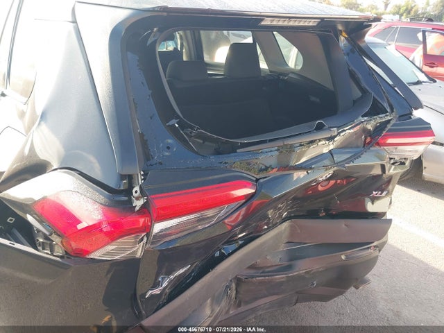 Toyota Rav4 Xle 2021 2T3W1RFVXMC147105 Image 12
