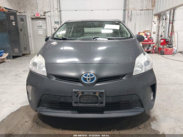 Продажа на аукционе авто 2013 Toyota Prius Two, vin: JTDKN3DU9D5647868, номер лота: 45676751