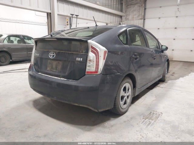 Продажа на аукционе авто 2013 Toyota Prius Two, vin: JTDKN3DU9D5647868, номер лота: 45676751