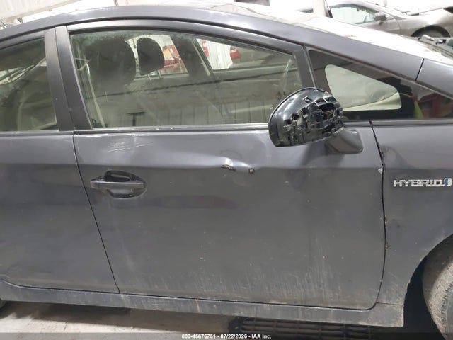 Продажа на аукционе авто 2013 Toyota Prius Two, vin: JTDKN3DU9D5647868, номер лота: 45676751