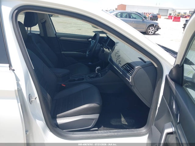 45676761 :رقم المزاد ، 3VWEM7BU8RM100082 vin ، 2024 Volkswagen Jetta 1.5t Se مزاد بيع