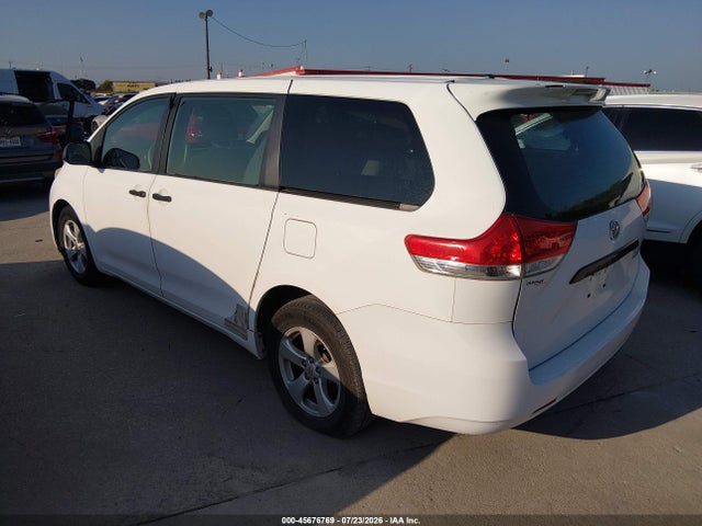 Auction sale of the 2011 Toyota Sienna, vin: 5TDKA3DC1BS007793, lot number: 45676769
