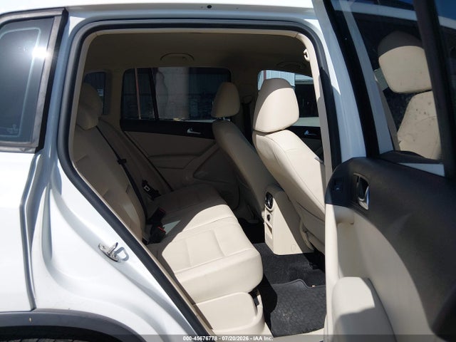 Aukcja sprzedaży 2016 Volkswagen Tiguan S, vin: WVGAV7AX3GW546997, numer aukcji: 45676778