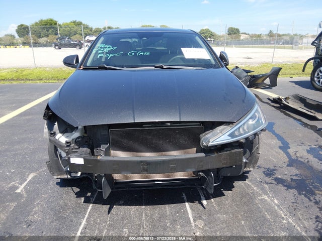 2020 Hyundai Elantra Se მანქანა იყიდება აუქციონზე, vin: 5NPD74LF6LH599790, აუქციონის ნომერი: 45676813