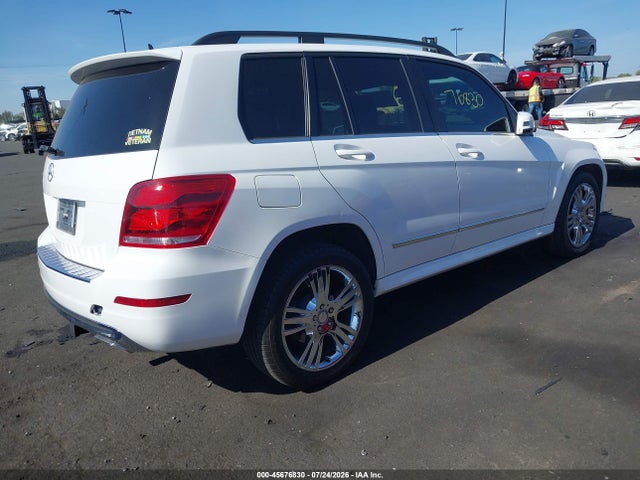 Mercedes-Benz GLK 350 2015 WDCGG5HB8FG402971 Image 4