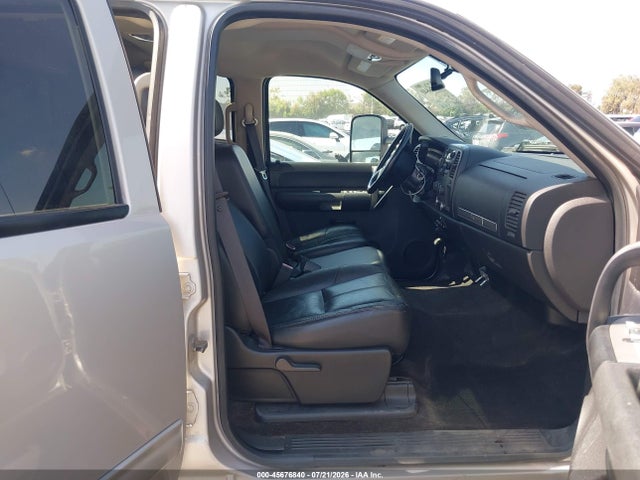 Продаж на аукціоні авто 2009 Chevrolet Silverado 3500hd Lt, vin: 1GCHK83629F143604, номер лоту: 45676840