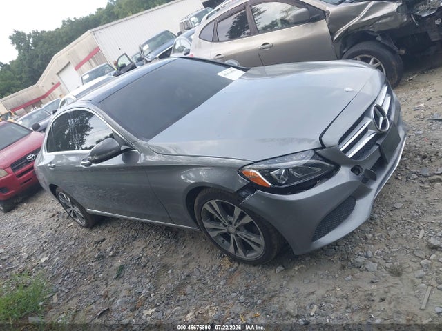 45676890 :رقم المزاد ، 55SWF4KB3FU091224 vin ، 2015 Mercedes-benz C 300 4matic مزاد بيع