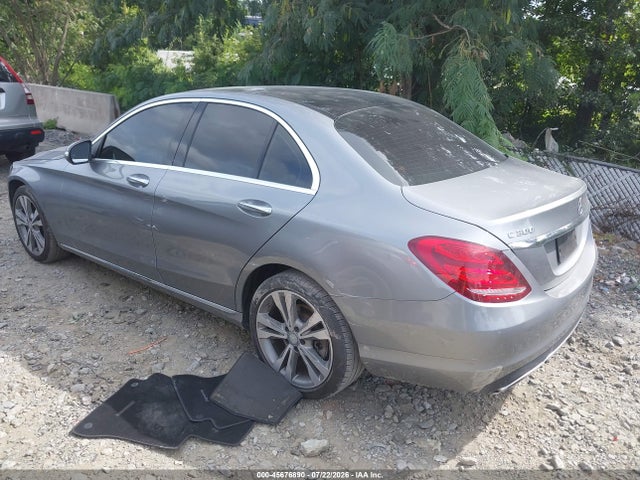 45676890 :رقم المزاد ، 55SWF4KB3FU091224 vin ، 2015 Mercedes-benz C 300 4matic مزاد بيع