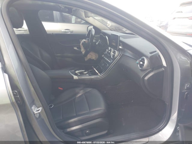 45676890 :رقم المزاد ، 55SWF4KB3FU091224 vin ، 2015 Mercedes-benz C 300 4matic مزاد بيع