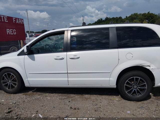 2017 Dodge Grand Caravan Gt მანქანა იყიდება აუქციონზე, vin: 2C4RDGEG3HR717455, აუქციონის ნომერი: 45676898