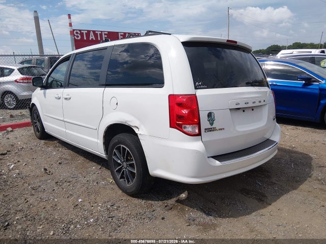 2017 Dodge Grand Caravan Gt მანქანა იყიდება აუქციონზე, vin: 2C4RDGEG3HR717455, აუქციონის ნომერი: 45676898
