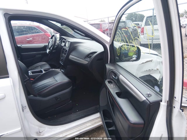 2017 Dodge Grand Caravan Gt მანქანა იყიდება აუქციონზე, vin: 2C4RDGEG3HR717455, აუქციონის ნომერი: 45676898