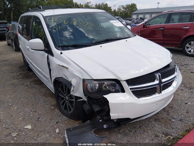 2017 Dodge Grand Caravan Gt მანქანა იყიდება აუქციონზე, vin: 2C4RDGEG3HR717455, აუქციონის ნომერი: 45676898