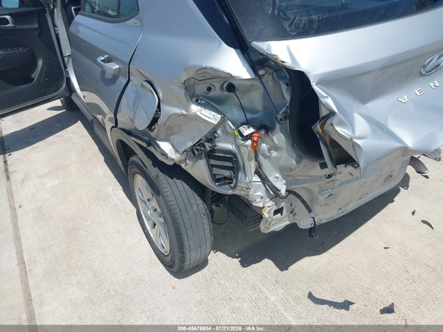 Hyundai Venue Se 2022 KMHRB8A35NU201736 Image 17