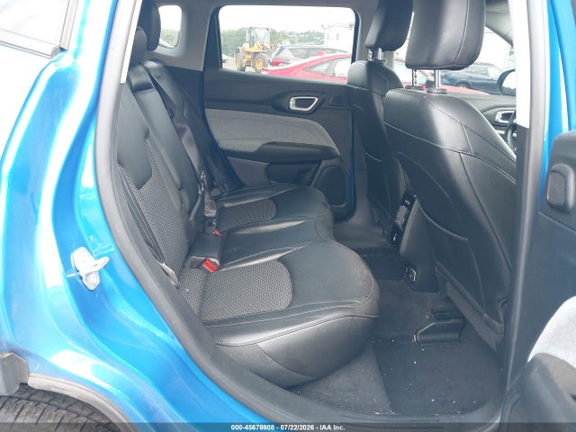 45676908 :رقم المزاد ، 3C4NJDBB9NT108085 vin ، 2022 Jeep Compass Latitude 4x4 مزاد بيع