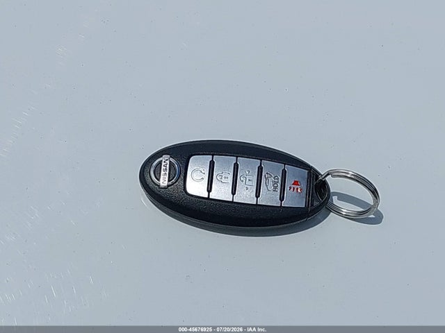 KNMAT2MT8JP605050 Nissan ROGUE SV