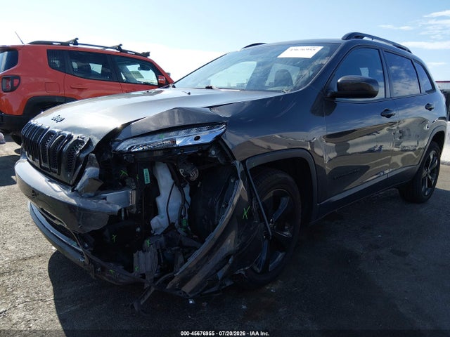 1C4PJLCB7JD551403 Jeep Cherokee Latitude Fwd