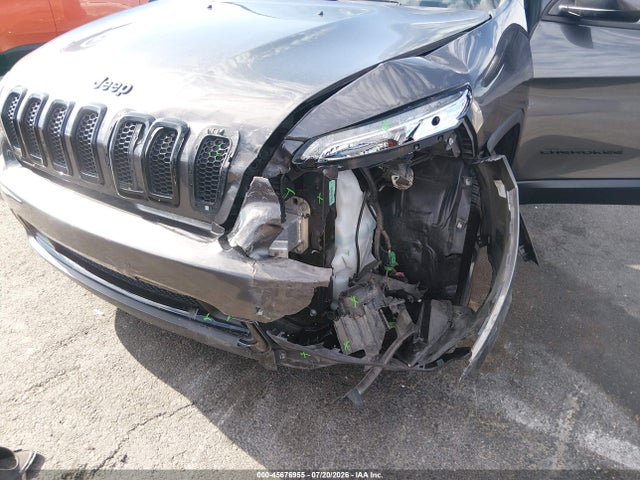 1C4PJLCB7JD551403 Jeep Cherokee Latitude Fwd