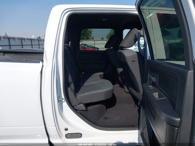 45676991 :رقم المزاد ، 3C63R3GJ3MG703023 vin ، 2021 Ram 3500 Tradesman  4x4 8' Box مزاد بيع