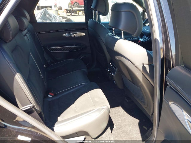 Продажа на аукционе авто 2022 Genesis Gv70 3.5t Awd Sport, vin: KMUMCDTC7NU019275, номер лота: 45676996