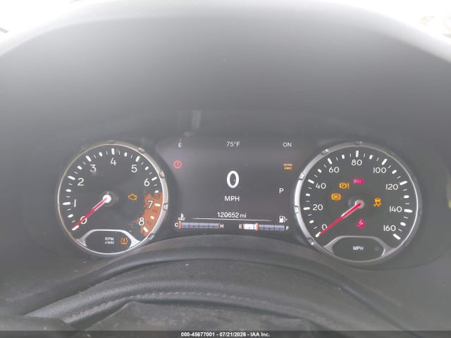 Продажа на аукционе авто 2017 Jeep Renegade Trailhawk, vin: ZACCJBCB1HPF97717, номер лота: 45677001