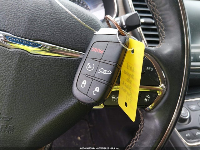 2015 Chrysler 200 C მანქანა იყიდება აუქციონზე, vin: 1C3CCCEG7FN567253, აუქციონის ნომერი: 45677044