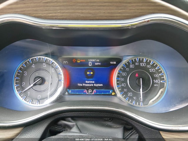 2015 Chrysler 200 C მანქანა იყიდება აუქციონზე, vin: 1C3CCCEG7FN567253, აუქციონის ნომერი: 45677044