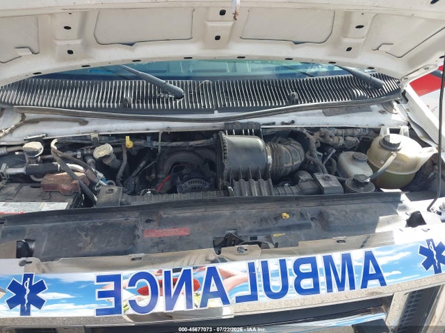 Ford E-350 Cutaway 2016 1FDWE3FS6GDC17931 Image 9