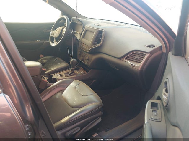 45677106 :رقم المزاد ، 1C4PJLLB6KD455621 vin ، 2019 Jeep Cherokee Latitude Plus Fwd مزاد بيع