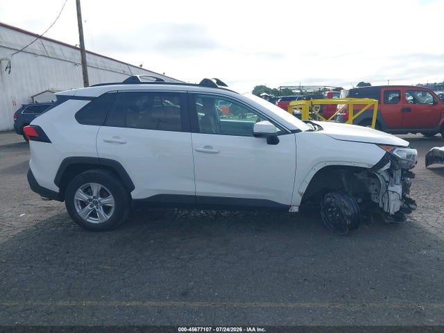 45677107 :رقم المزاد ، 2T3P1RFV2KC012282 vin ، 2019 Toyota Rav4 Xle مزاد بيع