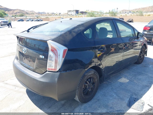 JTDKN3DU9F0423080 Toyota Prius Two