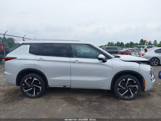 Продажа на аукционе авто 2022 Mitsubishi Outlander Sel 2.5 S-awc/sel Launch Edition S-awc/sel Special Edition S-awc, vin: JA4J4VA87NZ015621, номер лота: 45677157