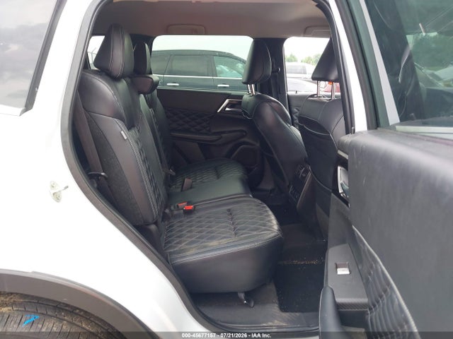Продажа на аукционе авто 2022 Mitsubishi Outlander Sel 2.5 S-awc/sel Launch Edition S-awc/sel Special Edition S-awc, vin: JA4J4VA87NZ015621, номер лота: 45677157