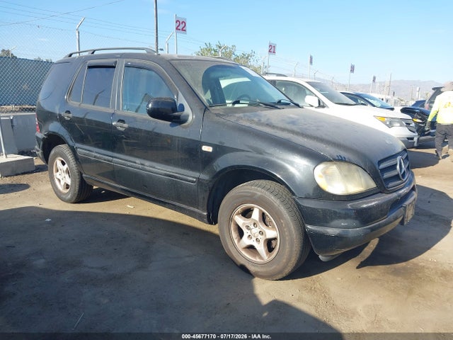 2000 Mercedes-benz Ml 320 მანქანა იყიდება აუქციონზე, vin: 4JGAB54E8YA161957, აუქციონის ნომერი: 45677170