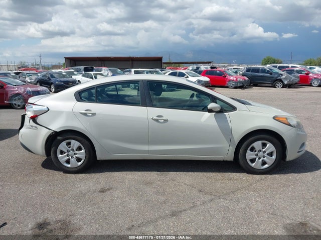 KIA FORTE LX 2015 KNAFK4A6XF5322023 Image 13