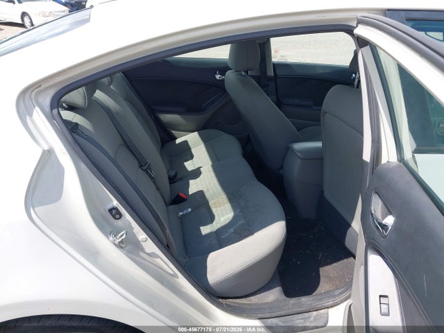 KIA FORTE LX 2015 KNAFK4A6XF5322023 Image 8