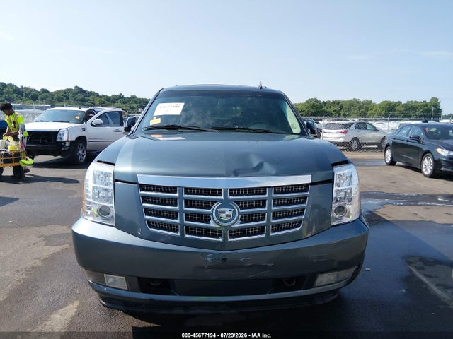 2009 Cadillac Escalade Standard მანქანა იყიდება აუქციონზე, vin: 1GYFK23269R226091, აუქციონის ნომერი: 45677194