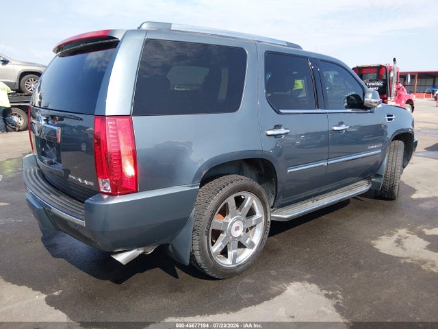 2009 Cadillac Escalade Standard მანქანა იყიდება აუქციონზე, vin: 1GYFK23269R226091, აუქციონის ნომერი: 45677194