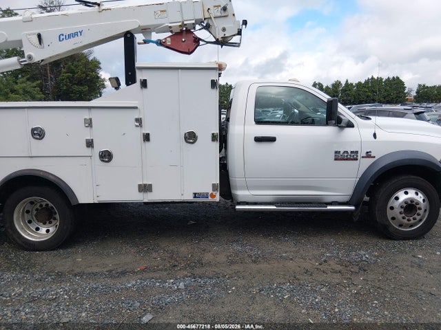 45677218 :رقم المزاد ، 3C7WRMBL1FG668427 vin ، 2015 Ram 5500 Chassis Tradesman/slt مزاد بيع