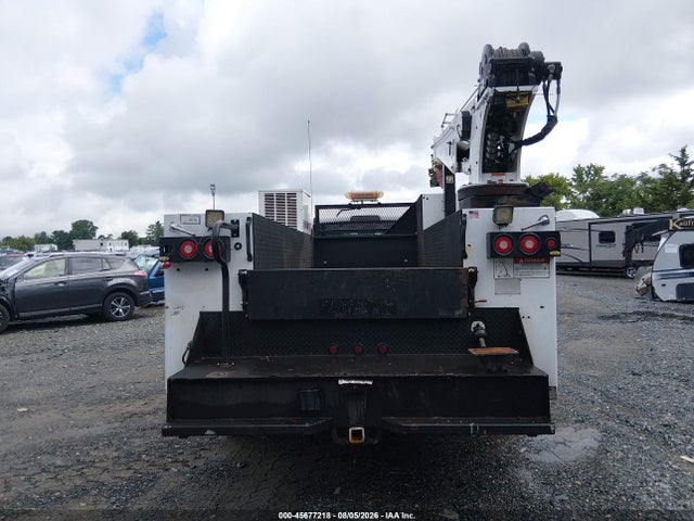 45677218 :رقم المزاد ، 3C7WRMBL1FG668427 vin ، 2015 Ram 5500 Chassis Tradesman/slt مزاد بيع
