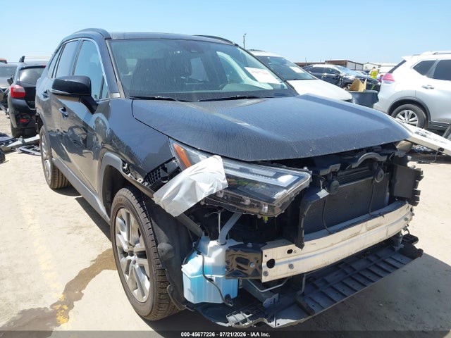 45677236 :رقم المزاد ، 2T3C1RFV9PW256757 vin ، 2023 Toyota Rav4 Xle Premium مزاد بيع